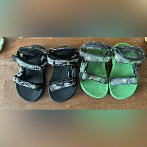 2 pairs toddler tevas